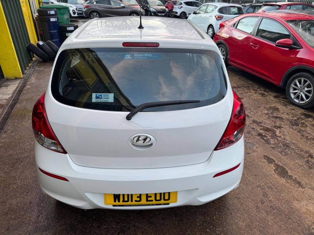 Used Hyundai i20 2013 for sale - 77310816: Photo 15