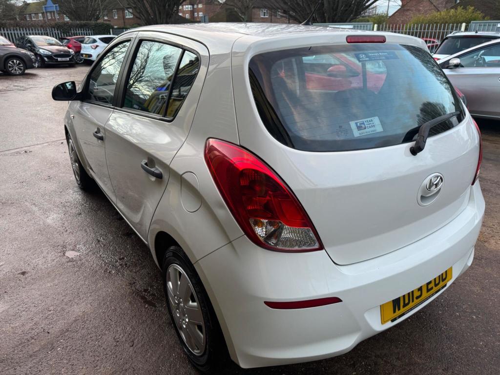 Used Hyundai i20 2013 for sale - 77310816: Photo 21