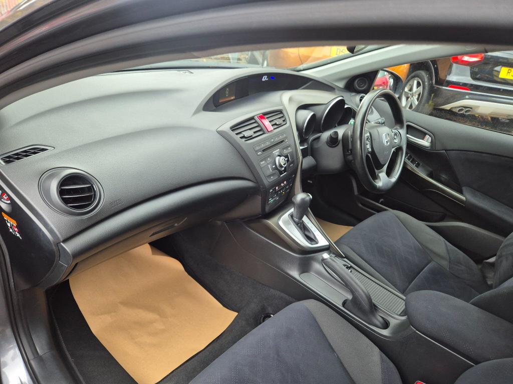 Used Honda Civic 2013 for sale - 77048558: Photo 42