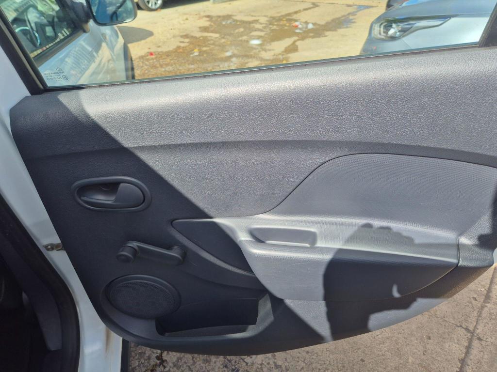 Used Dacia Sandero Stepway 2016 for sale - 77037575: Photo 27