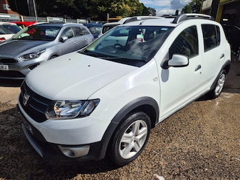 Used Dacia Sandero Stepway 2016 for sale - 76787818: Photo
