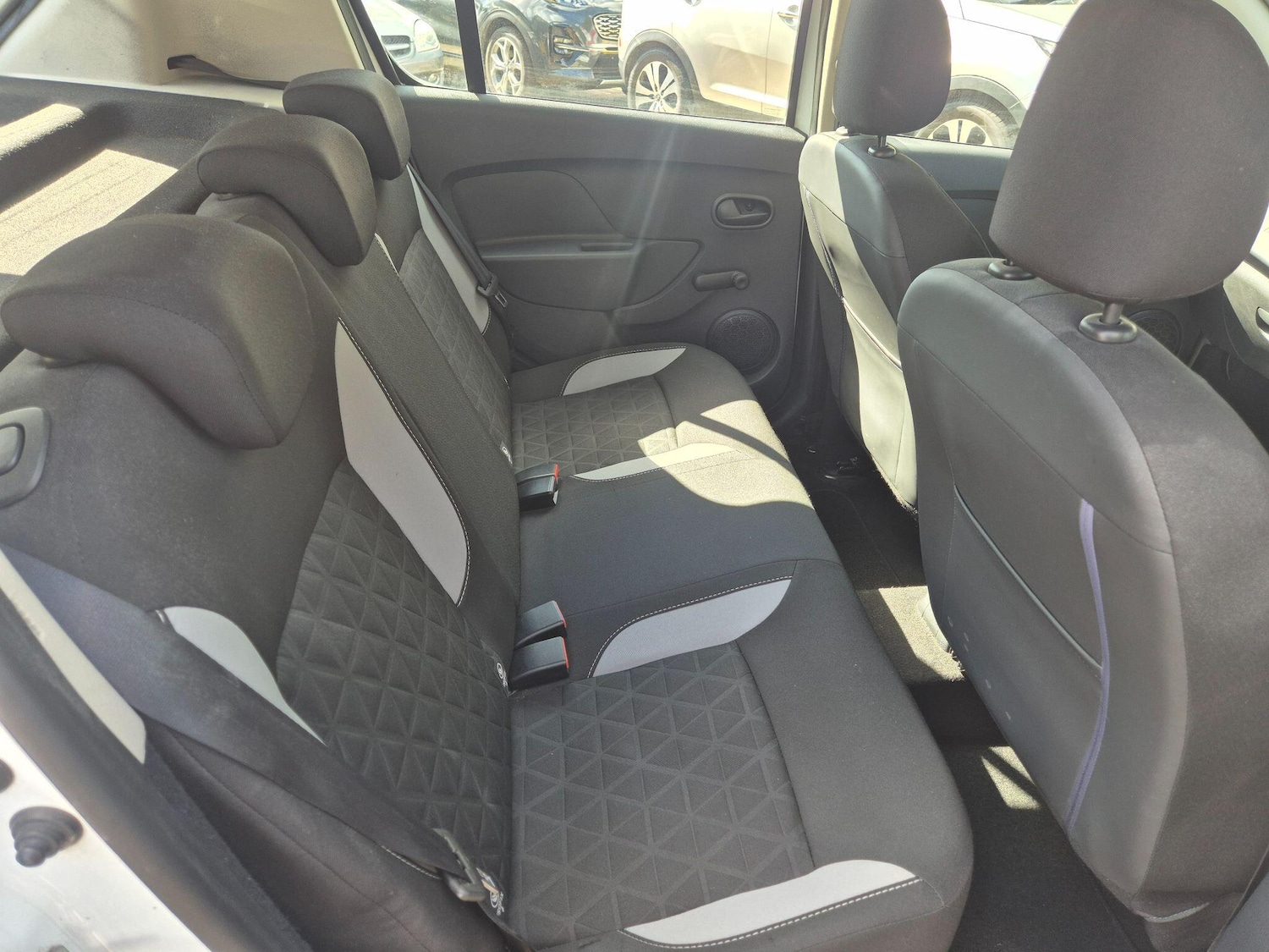 Used Dacia Sandero Stepway 2016 for sale - 76787818: Photo 24