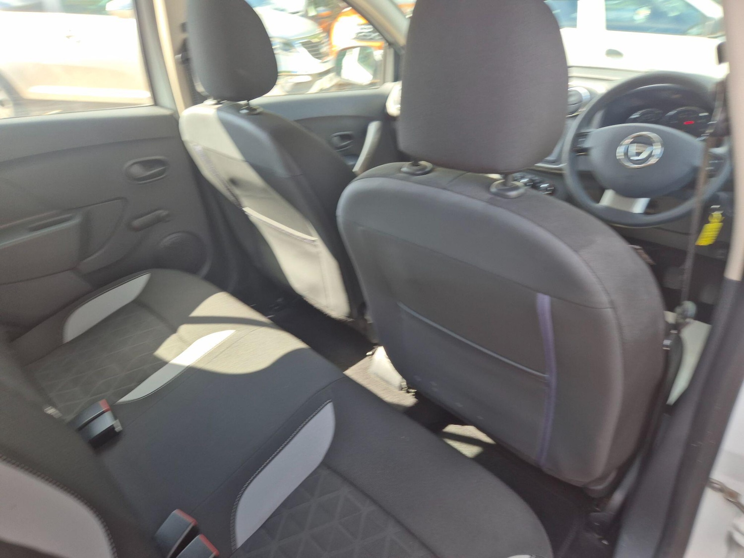 Used Dacia Sandero Stepway 2016 for sale - 76787818: Photo 25