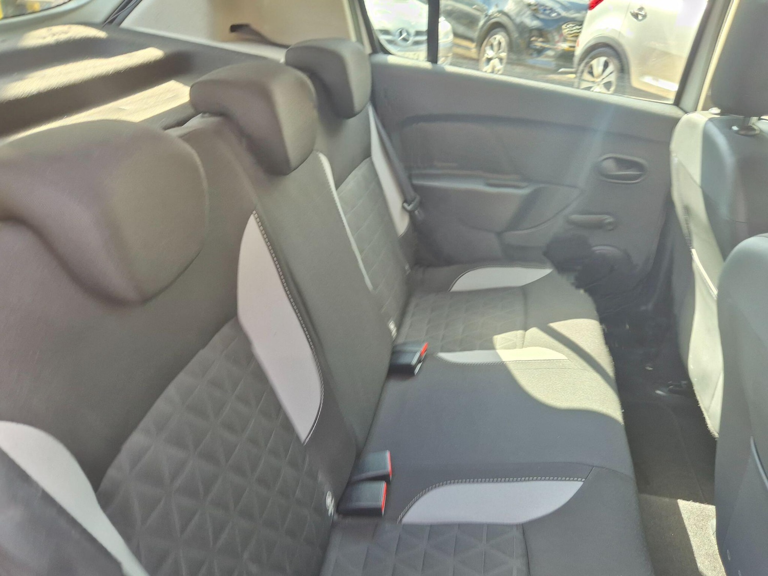 Used Dacia Sandero Stepway 2016 for sale - 76787818: Photo 26