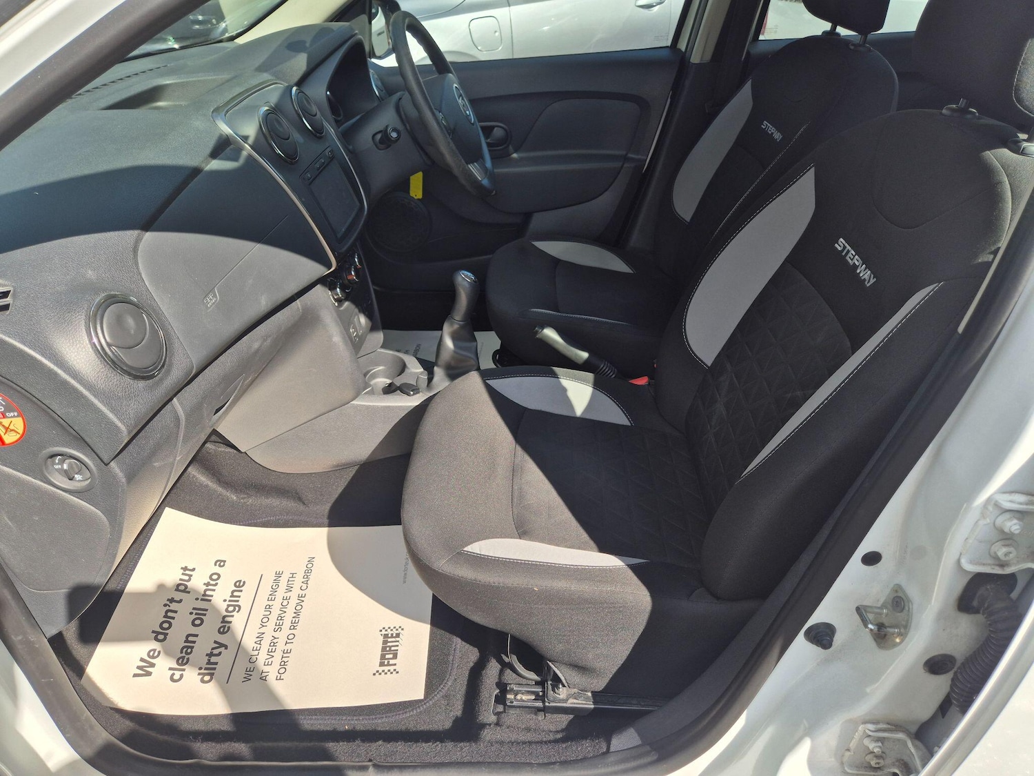 Used Dacia Sandero Stepway 2016 for sale - 76787818: Photo 35