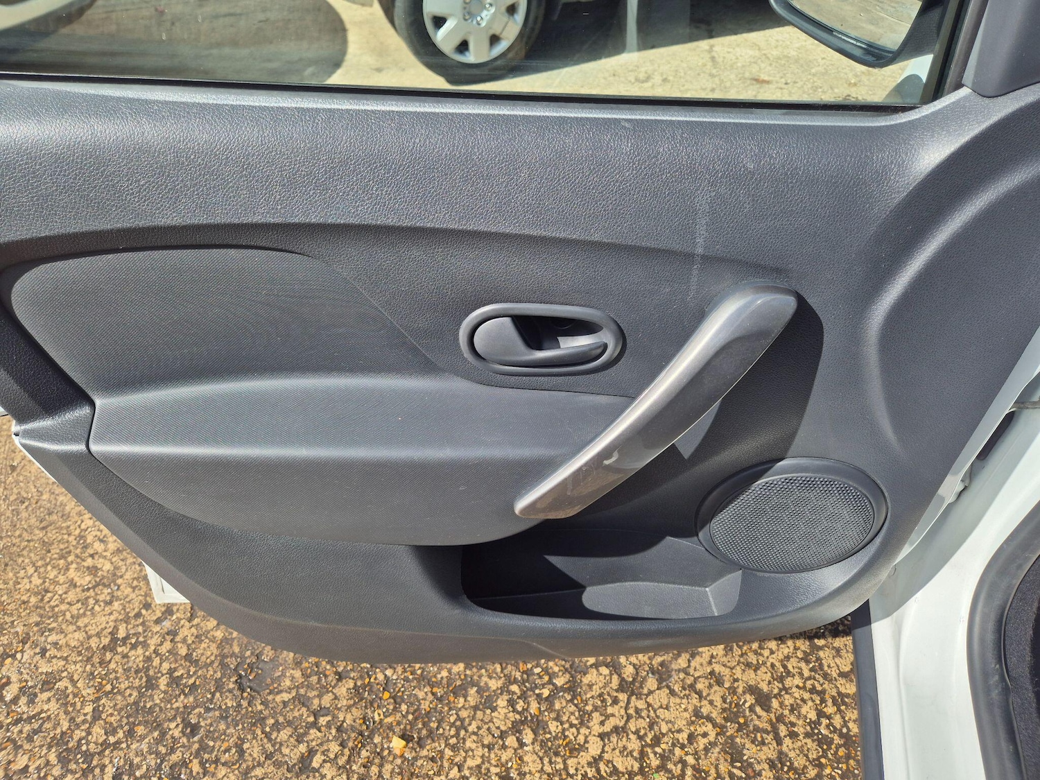 Used Dacia Sandero Stepway 2016 for sale - 76787818: Photo 38