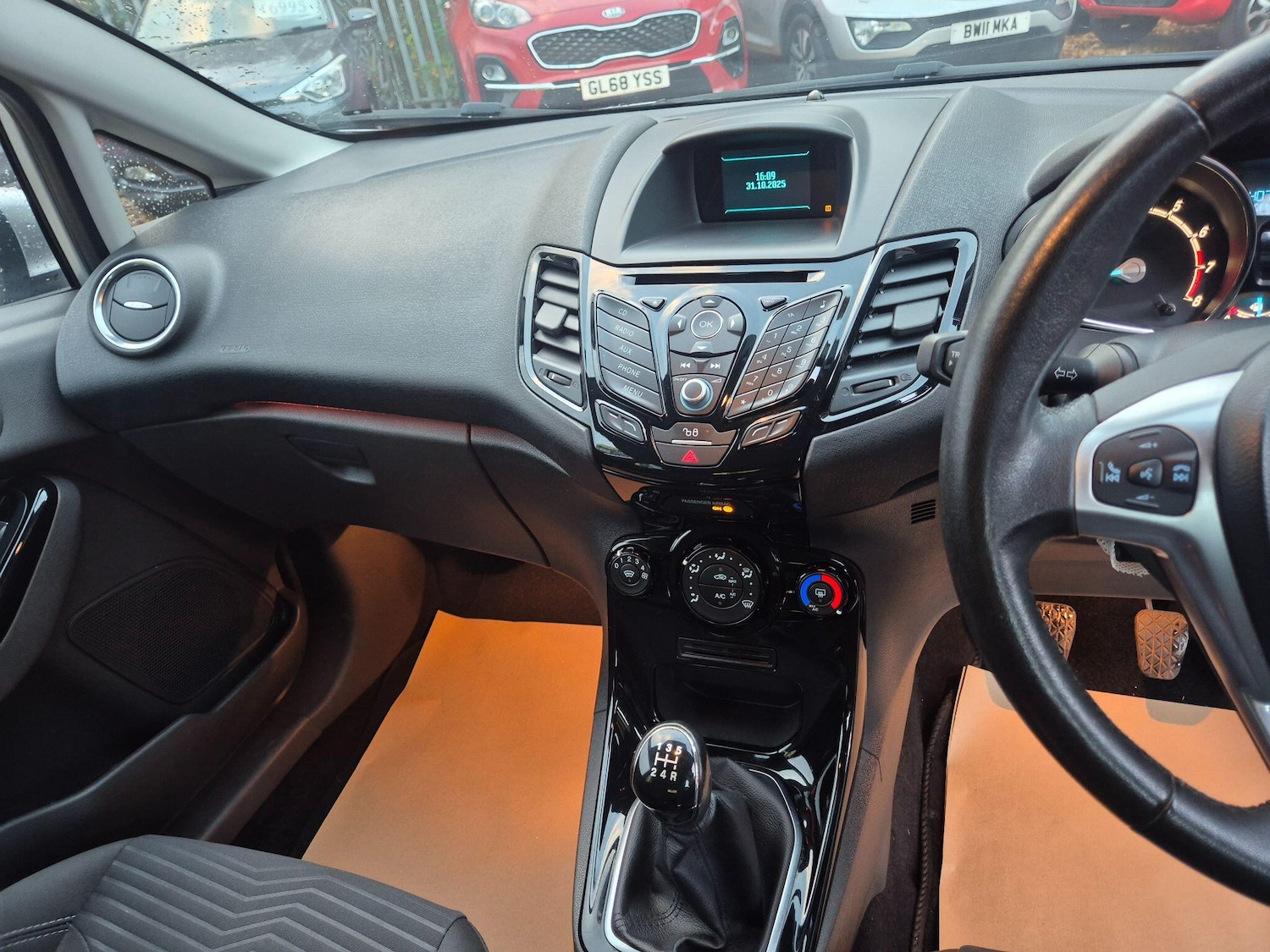 Used Ford Fiesta 2015 for sale - 76787813: Photo 22