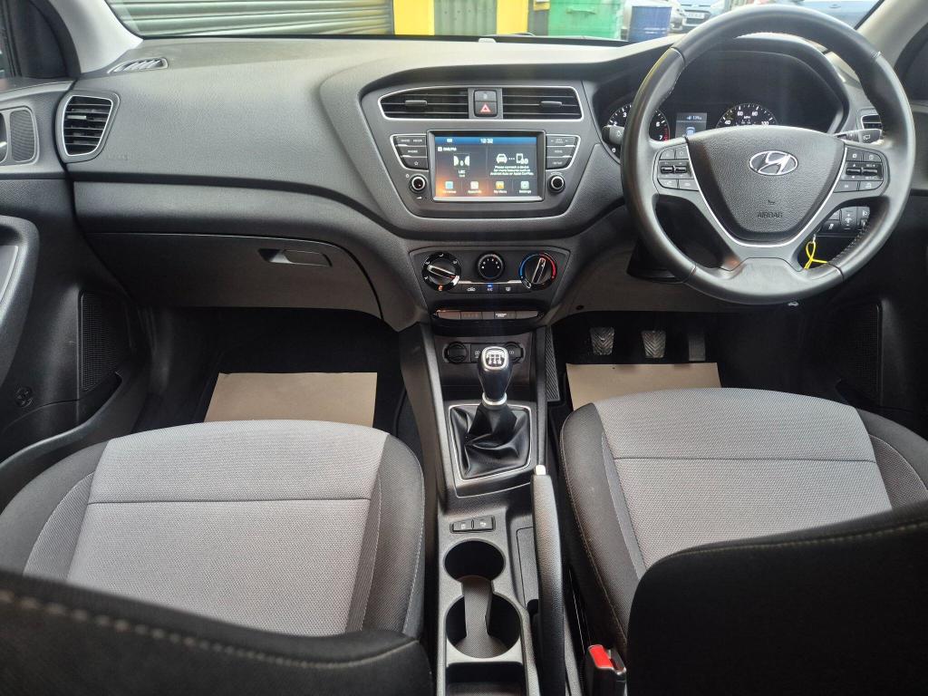 Used Hyundai i20 2019 for sale - 77945876: Photo 38