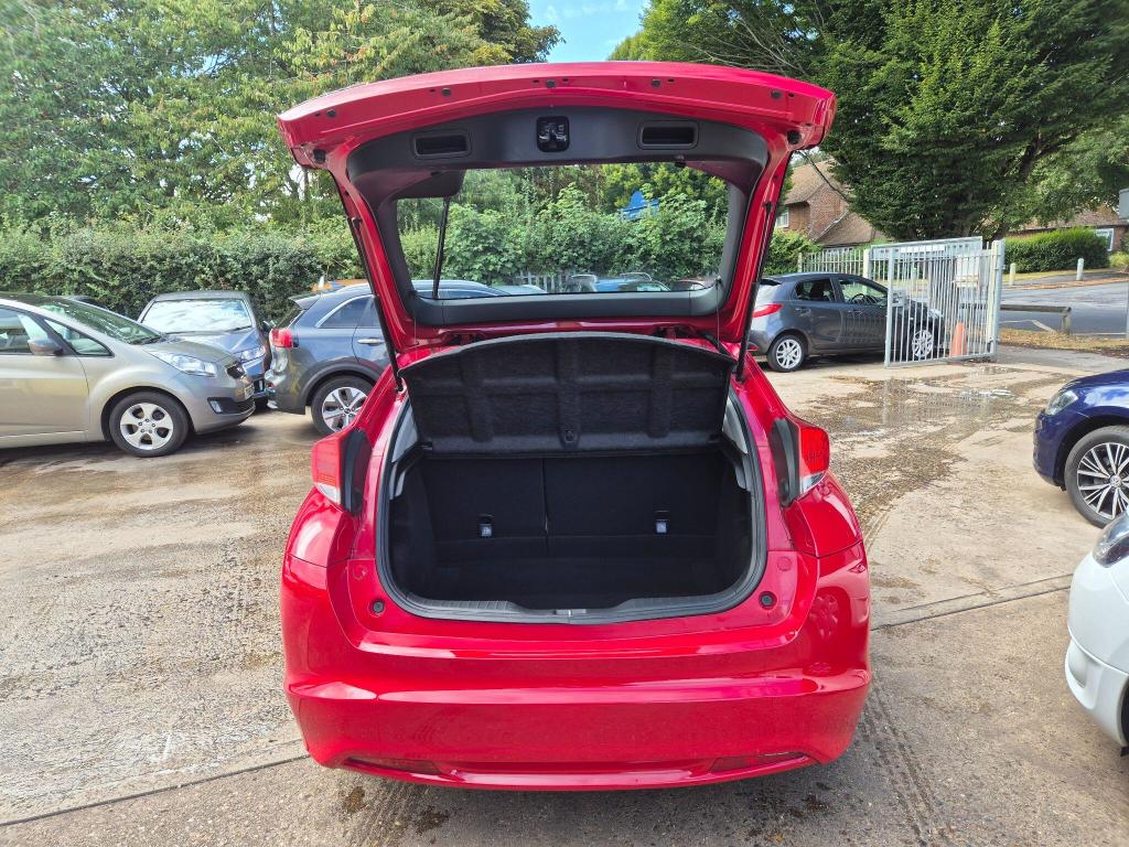 Used Honda Civic 2013 for sale - 77888515: Photo 32