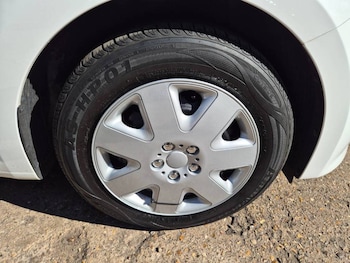 Used Hyundai i20 2016 for sale - 79137251: Photo