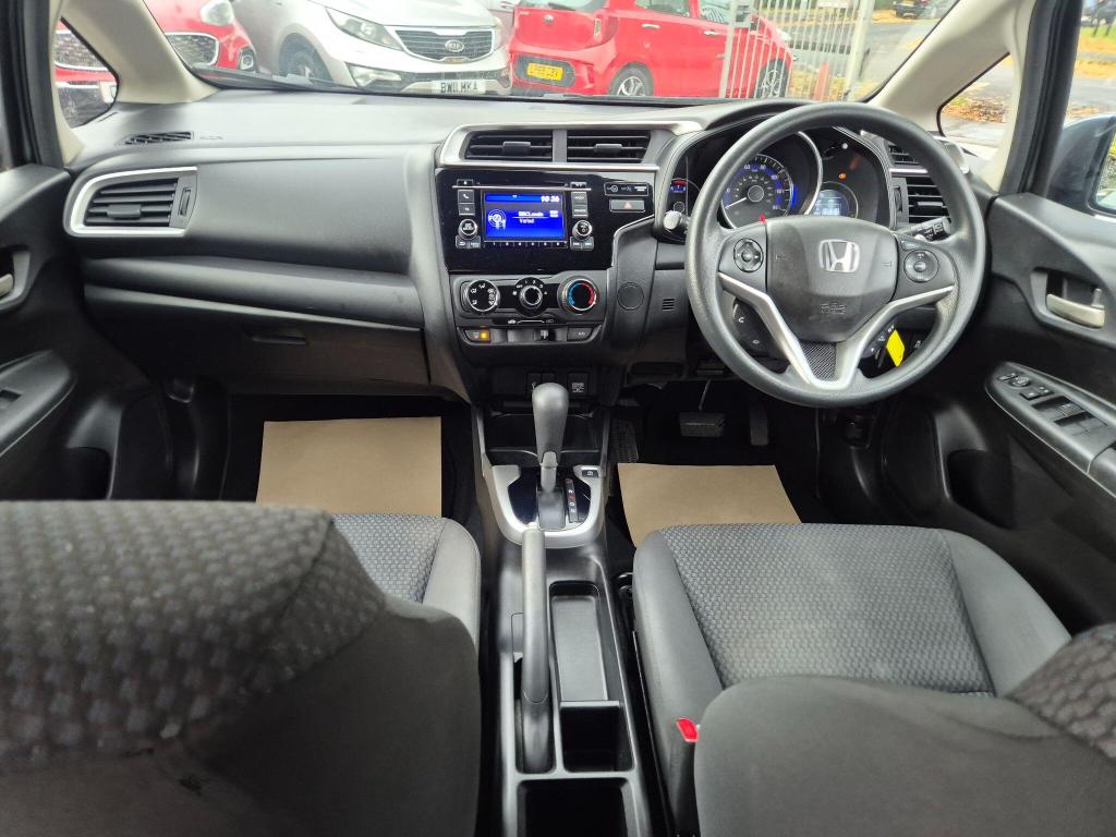 Used Honda Jazz 2019 for sale - 77034420: Photo 30