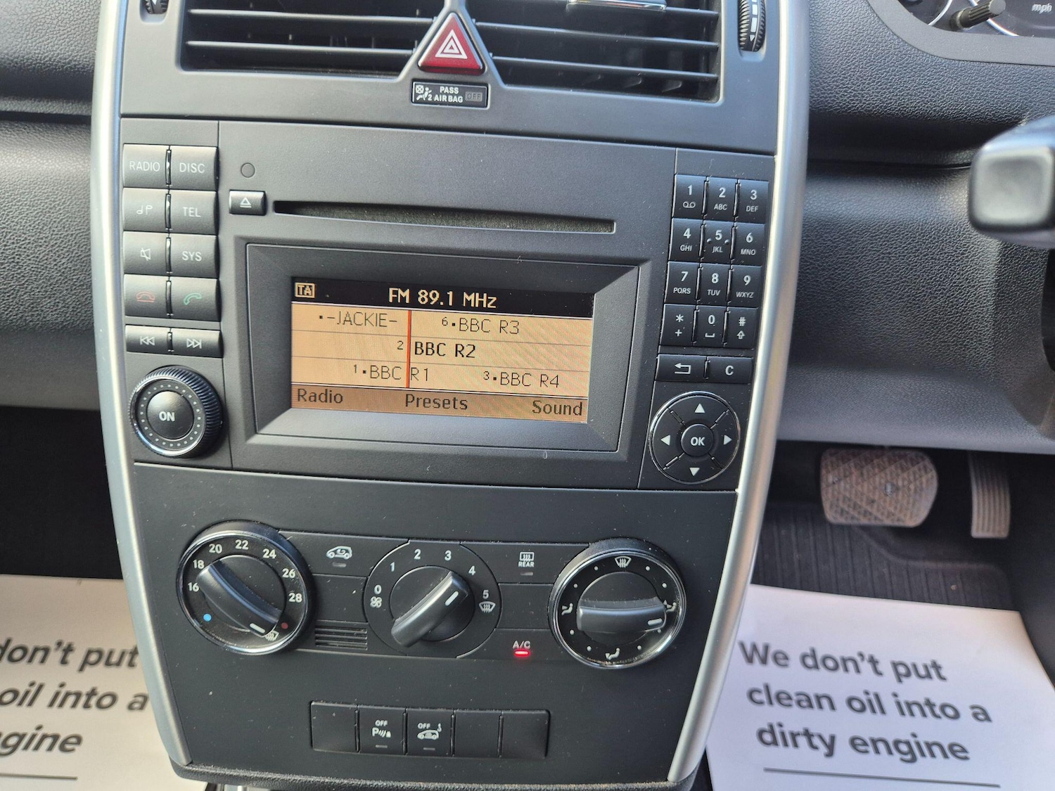 Used Mercedes-Benz A-Class 2011 for sale - 76787849: Photo 26