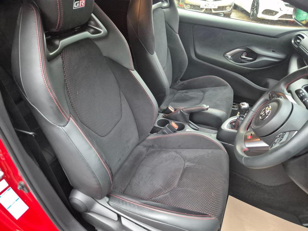 Used Toyota Yaris 2021 for sale - 77023029: Photo 15