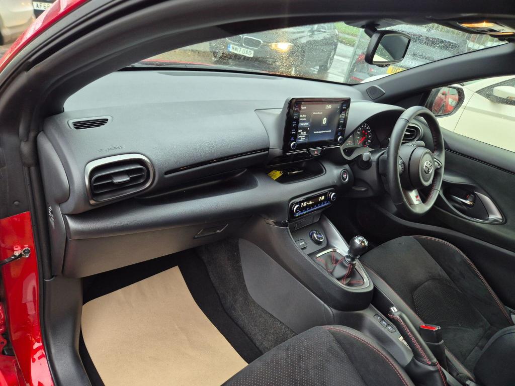 Used Toyota Yaris 2021 for sale - 77023029: Photo 35