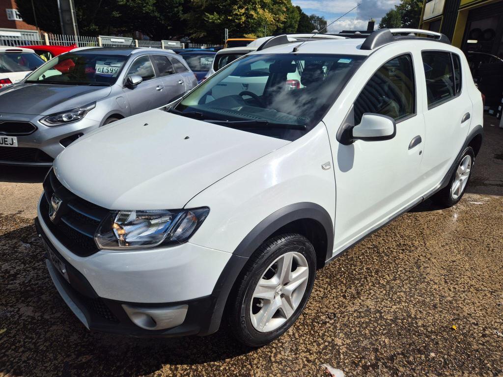 Used Dacia Sandero Stepway 2016 for sale - 77064393: Photo 1