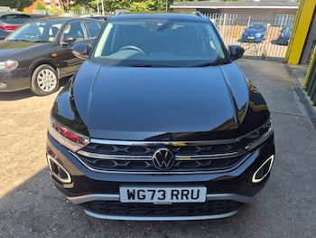 Used Volkswagen T-Roc 2023 for sale - 79467789: Photo