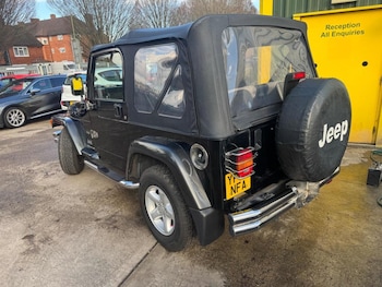 Used Jeep Wrangler 2004 for sale - 77446046: Photo