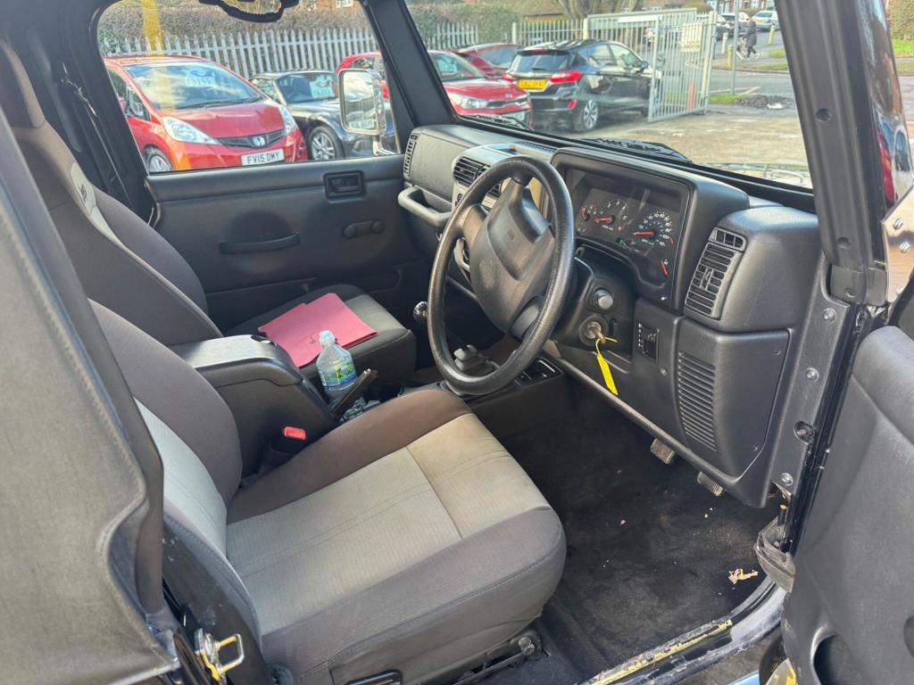 Used Jeep Wrangler 2004 for sale - 77446046: Photo 5