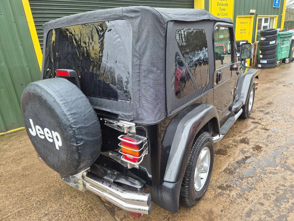 Used Jeep Wrangler 2004 for sale - 77446046: Photo 8