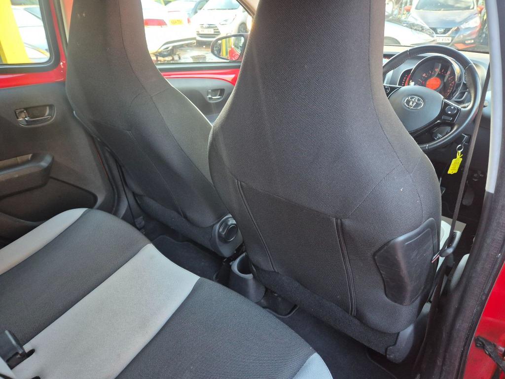 Used Toyota AYGO 2017 for sale - 77023082: Photo 26