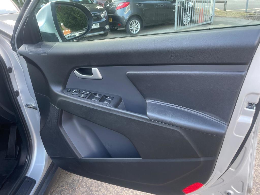 Used Kia Sportage 2011 for sale - 77034348: Photo 29