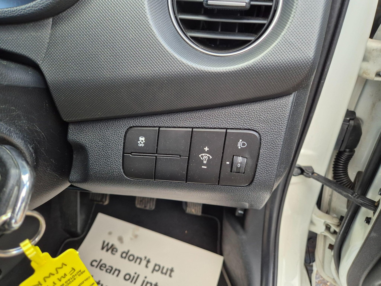 Used Hyundai i10 2017 for sale - 76787827: Photo 18