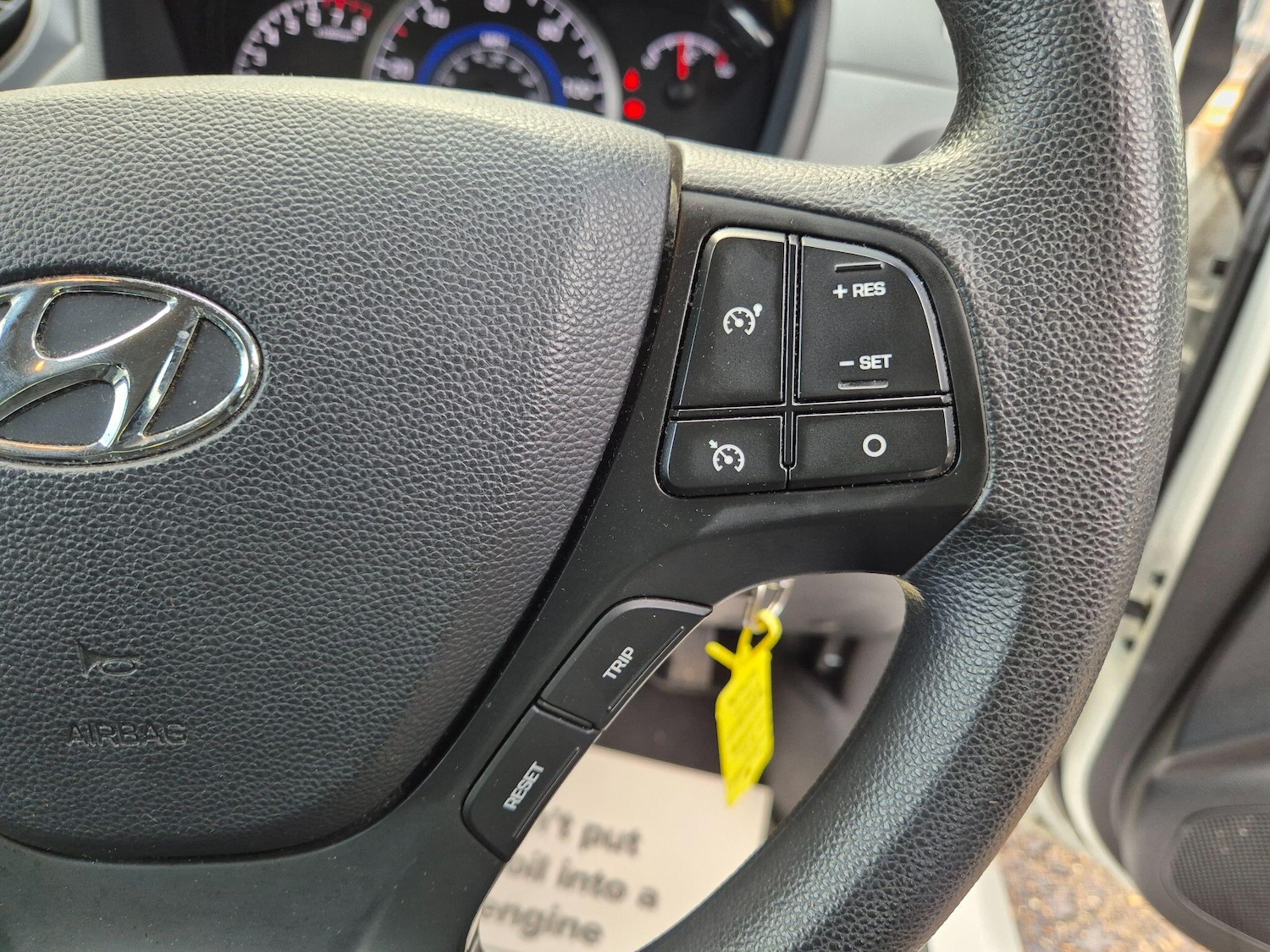 Used Hyundai i10 2017 for sale - 76787827: Photo 20