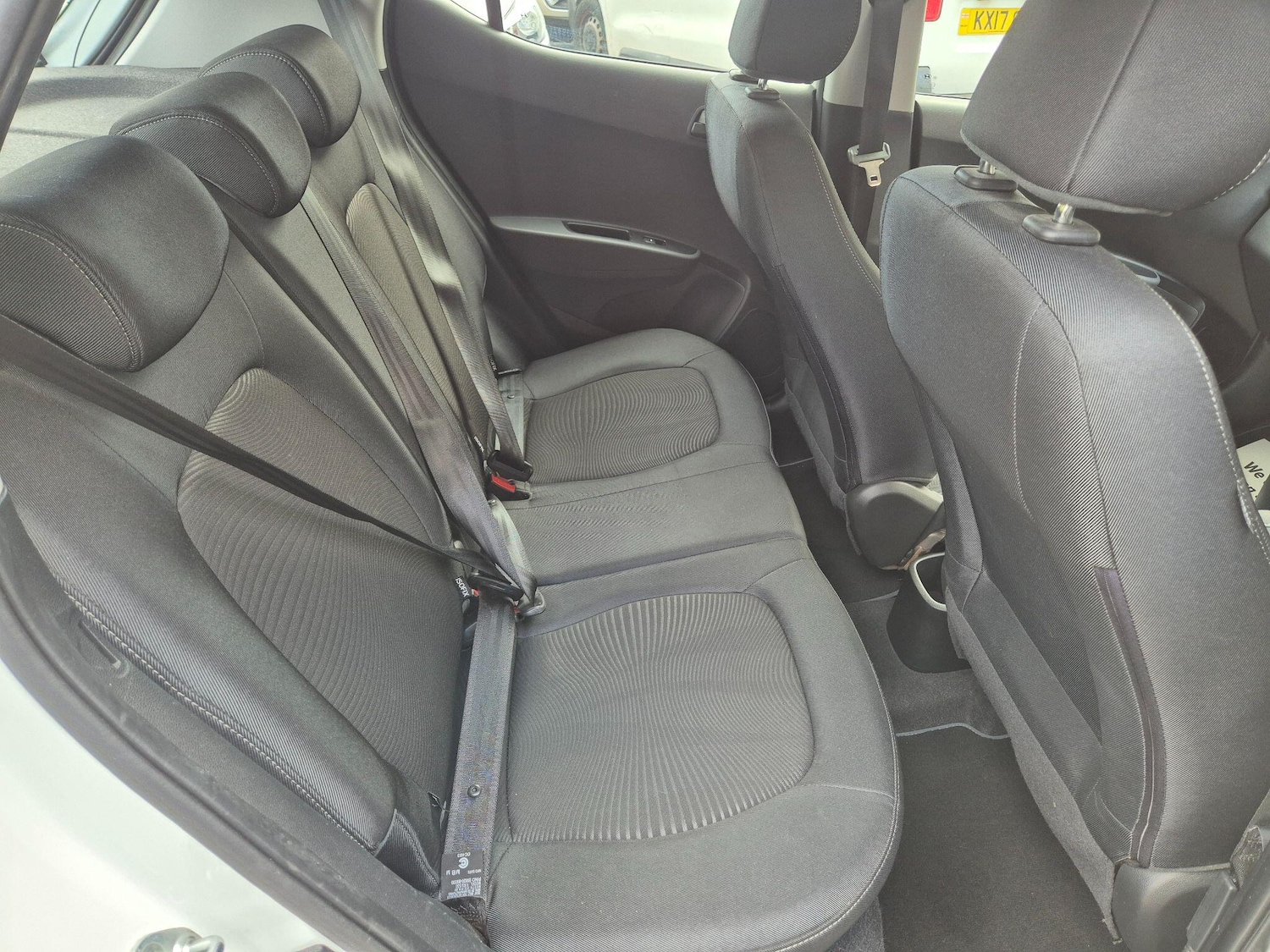 Used Hyundai i10 2017 for sale - 76787827: Photo 25