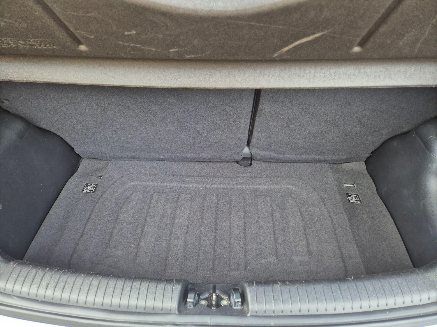 Used Hyundai i10 2017 for sale - 76787827: Photo 30