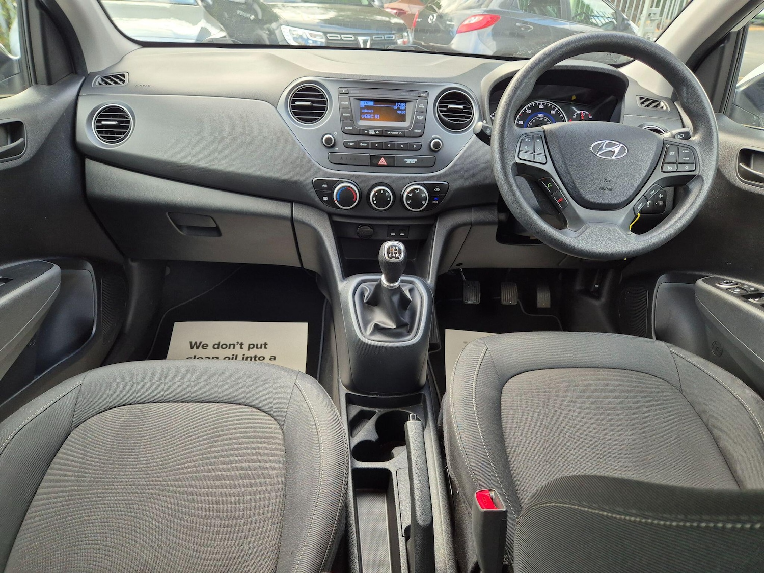 Used Hyundai i10 2017 for sale - 76787827: Photo 35