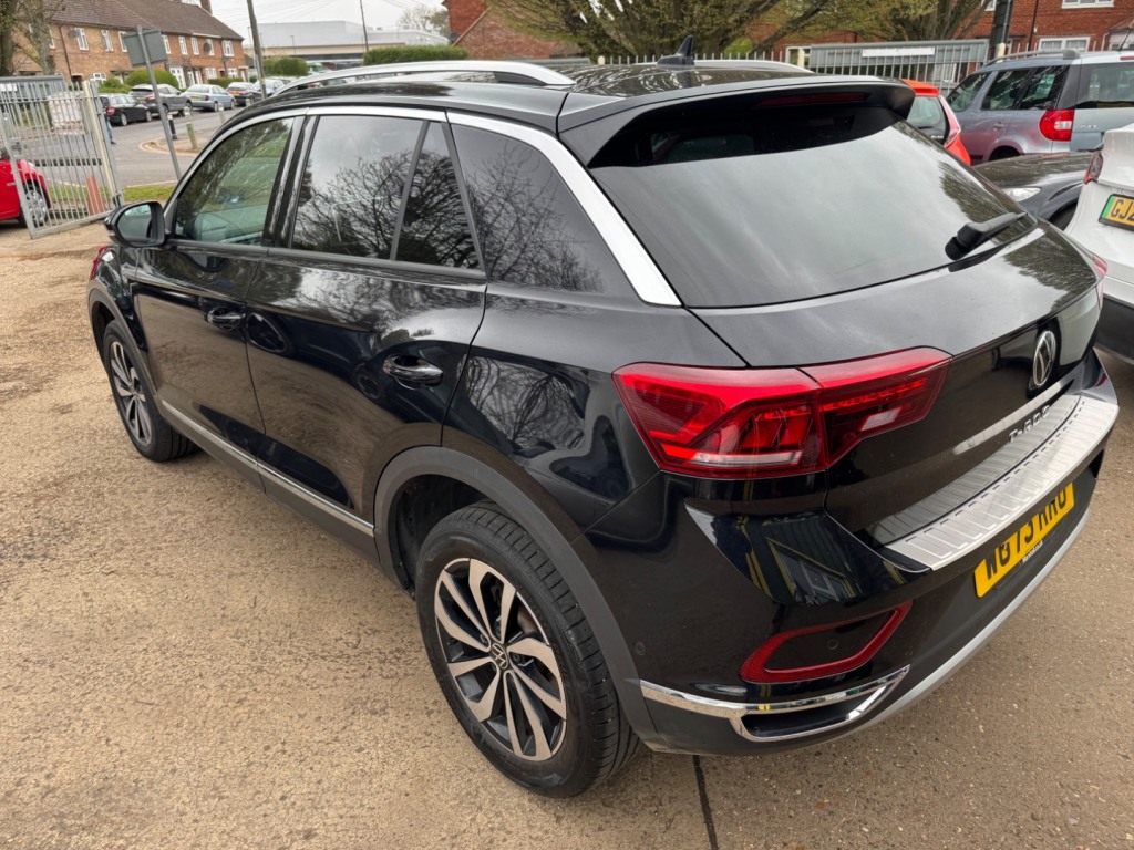 Used Volkswagen T-Roc 2023 for sale - 78043892: Photo 10