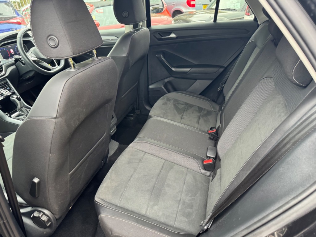 Used Volkswagen T-Roc 2023 for sale - 78043892: Photo 11