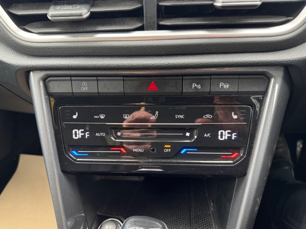 Used Volkswagen T-Roc 2023 for sale - 78043892: Photo 15