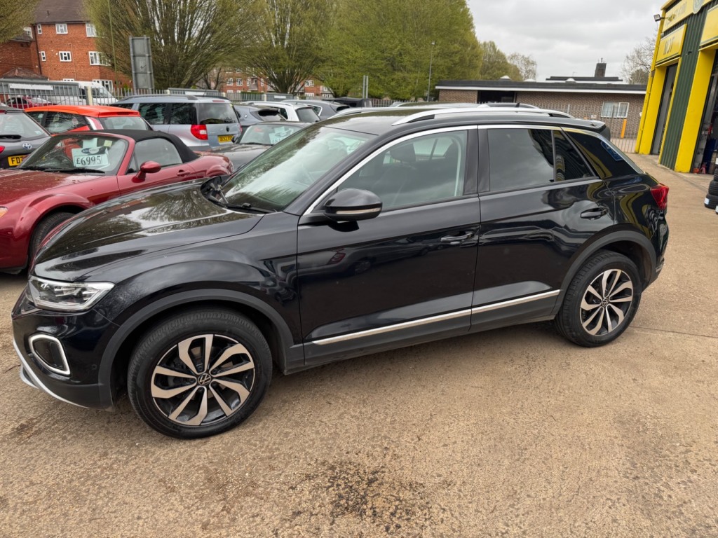 Used Volkswagen T-Roc 2023 for sale - 78043892: Photo 20