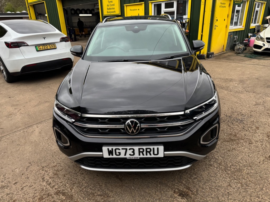 Used Volkswagen T-Roc 2023 for sale - 78043892: Photo 3