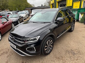 Used Volkswagen T-Roc 2023 for sale - 78043892: Photo