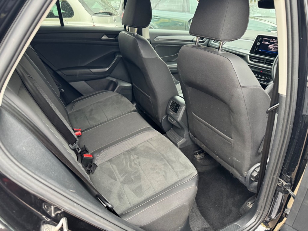 Used Volkswagen T-Roc 2023 for sale - 78043892: Photo 6
