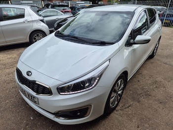 Used Kia Ceed 2016 for sale - 79605267: Photo