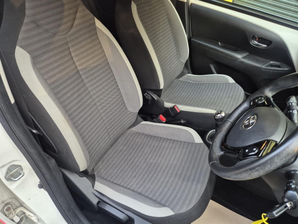 Used Toyota AYGO 2019 for sale - 78039051: Photo 18