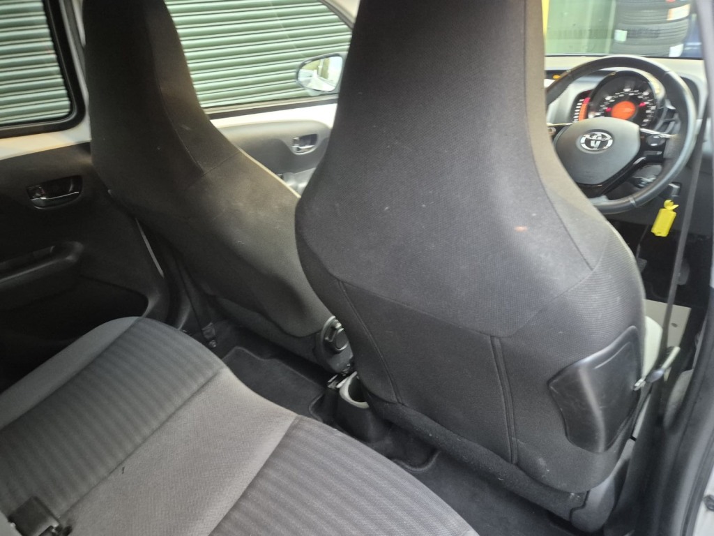 Used Toyota AYGO 2019 for sale - 78039051: Photo 23