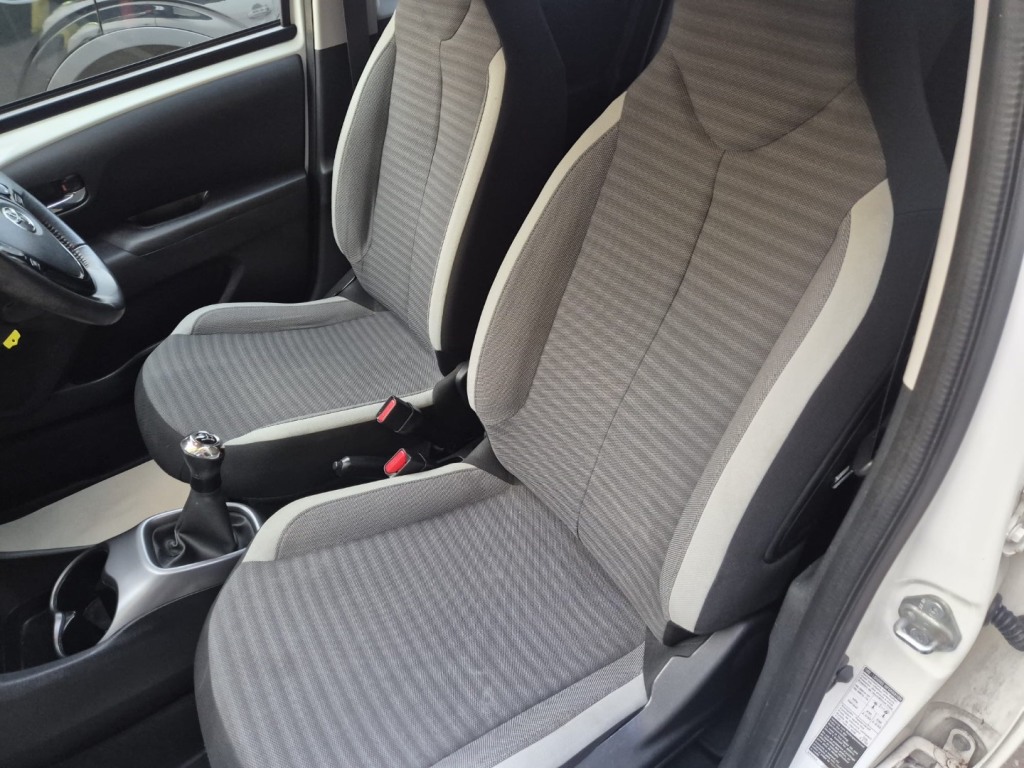 Used Toyota AYGO 2019 for sale - 78039051: Photo 35