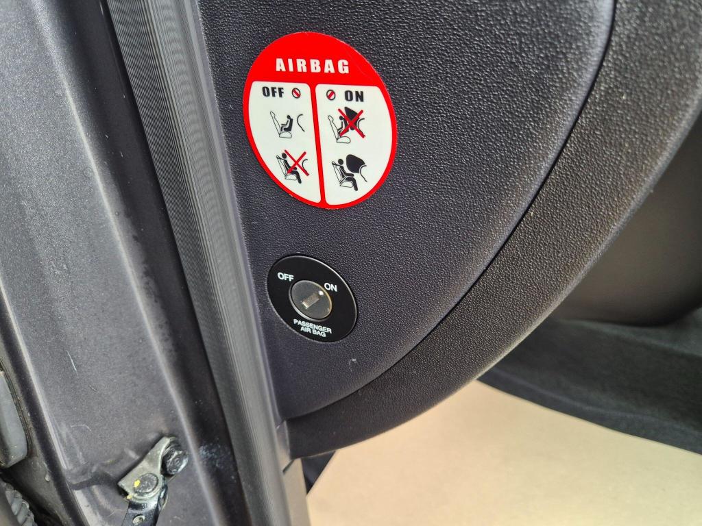 Used Hyundai i10 2013 for sale - 77662331: Photo 38