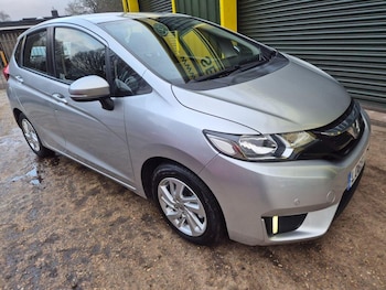 Used Honda Jazz 2015 for sale - 77282858: Photo