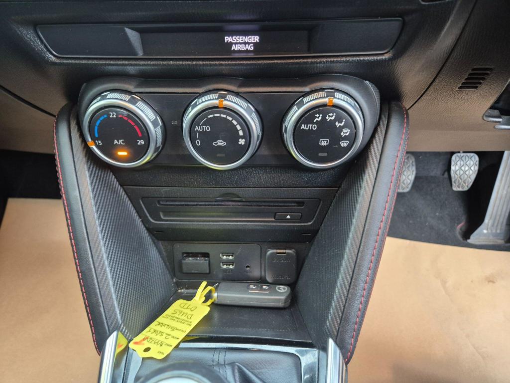 Used Mazda Mazda2 2015 for sale - 77037574: Photo 24