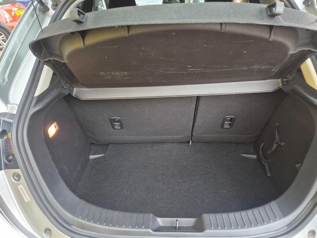 Used Mazda Mazda2 2015 for sale - 77037574: Photo 29