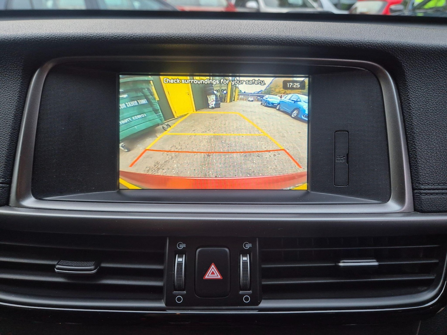 Used Kia Optima 2018 for sale - 76787816: Photo 25