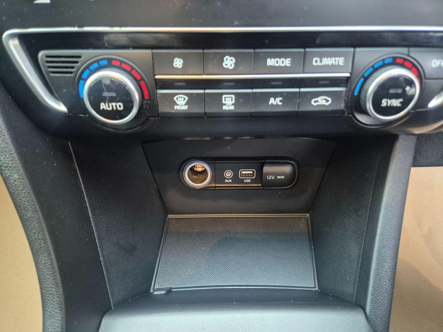 Used Kia Optima 2018 for sale - 76787816: Photo 28