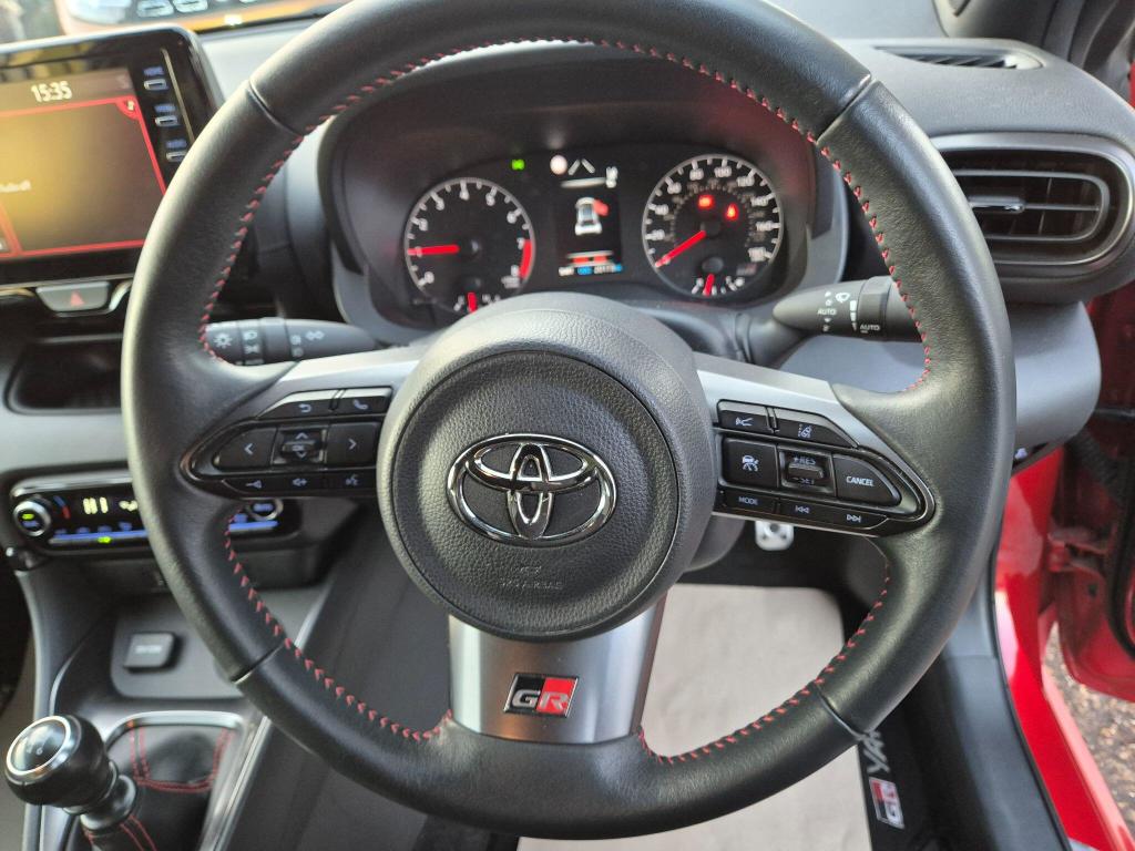 Used Toyota Yaris 2021 for sale - 77023028: Photo 18