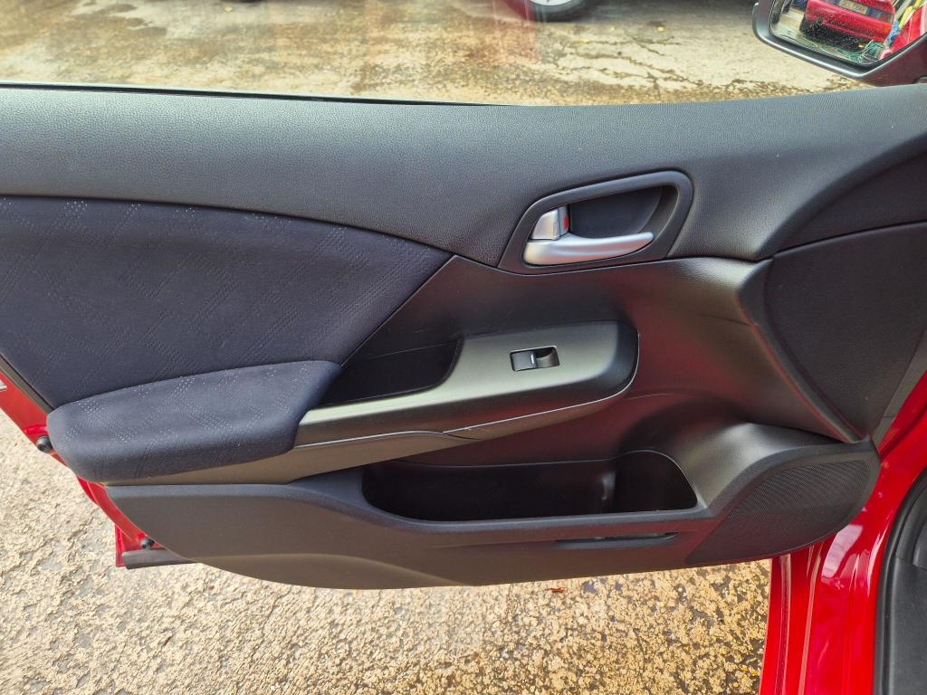 Used Honda Civic 2013 for sale - 77094035: Photo 42