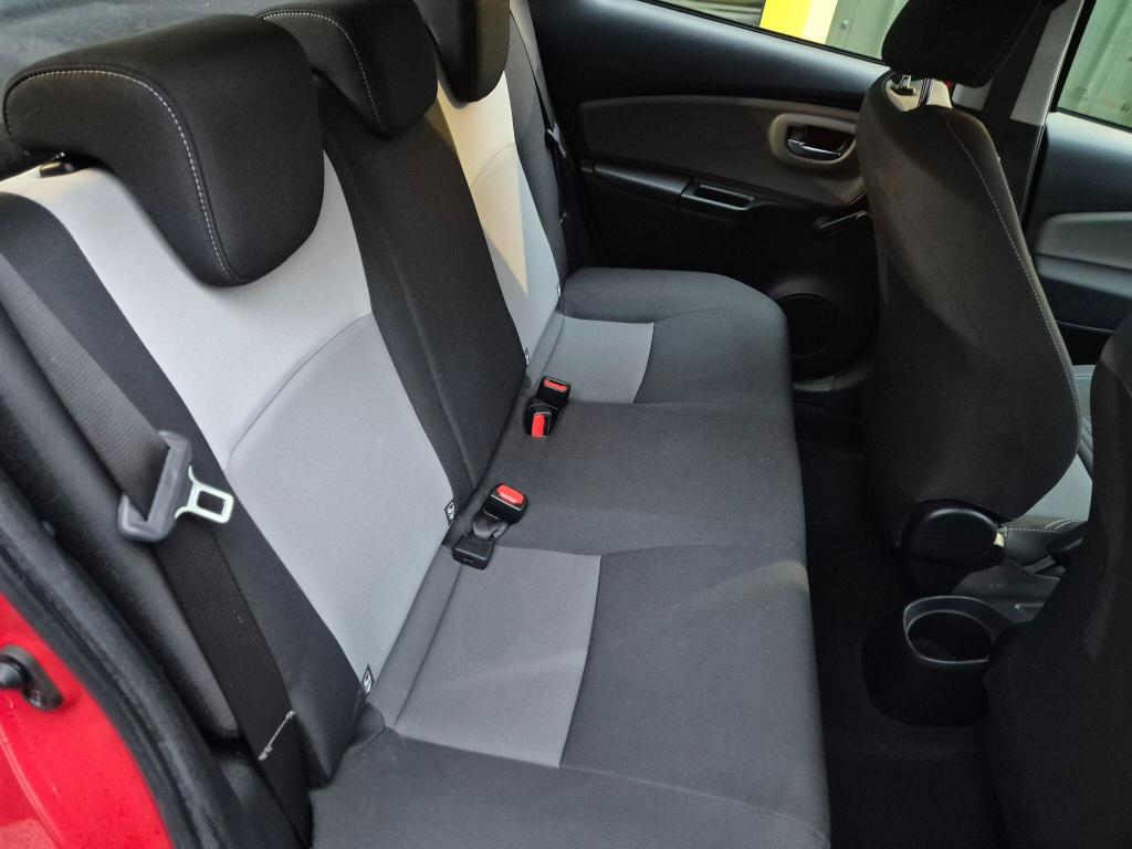 Used Toyota Yaris 2018 for sale - 77211626: Photo 32